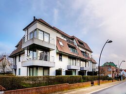 Sunny Modern Apartment in Koksijde