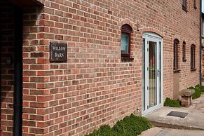 Spacious Cottage in Ashbourne, No Deposit