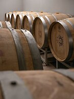 Eclipse Winery Boutique Hotel