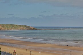 Beautiful Seaside Apartment in Filey