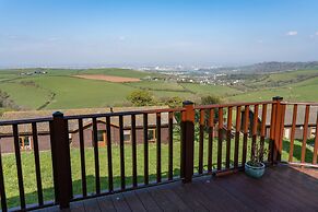 Pet-friendly Chalet in Torpoint, No Deposit
