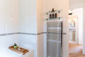 Pet-friendly Chalet in Torpoint, No Deposit