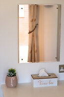 Pet-friendly Chalet in Torpoint, No Deposit