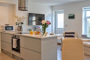 Charming Home in Saltash Near Whitsand Bay