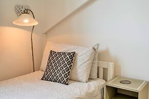 Charming Home in Saltash Near Whitsand Bay