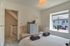 Charming Home in Saltash Near Whitsand Bay