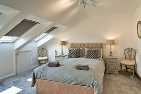 Charming Home in Saltash Near Whitsand Bay