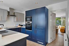 Cottage in Devon by River Dart Adventures