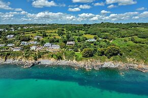 Group House With Sea-views, Veranda, No Deposit