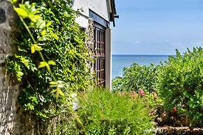 Group House With Sea-views, Veranda, No Deposit