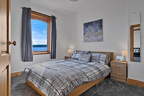Cottage by Moray Firth With Stunning Views