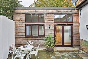 Barn in Devon With Stargazing Bed