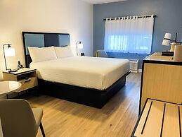SKKY Hotel