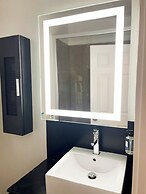 SKKY Hotel