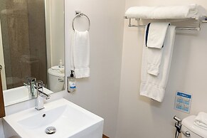 SKKY Hotel