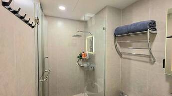 Room-a302 - 1 Bdr Condo With Sea View, A