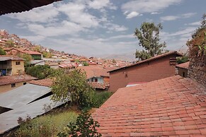 CHARMING WOODEN APART IN CENTRAL CUSCO