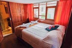 CHARMING WOODEN APART IN CENTRAL CUSCO