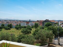 Stunning Apartment Near Plava Beach