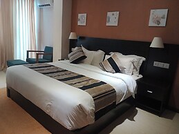 Lagoon Lodge