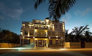 Lagoon Lodge