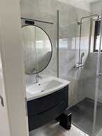 Charming One-bedroom Apartment in Ugljan