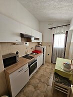 Spacious Apartment in Tribunj