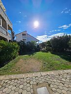 Spacious Apartment in Tribunj