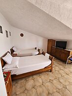 Spacious Apartment in Tribunj