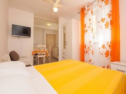 Cozy Studio Apartment in Vodice