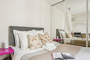 Spacious 1BR in the Heart of Paris
