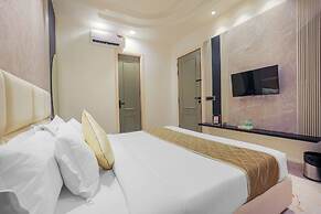 HOTEL ELEGANCE