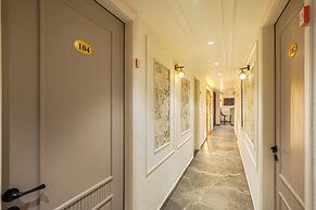 HOTEL ELEGANCE