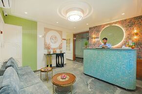 HOTEL ELEGANCE
