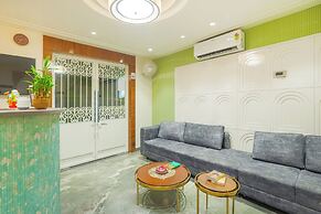 HOTEL ELEGANCE