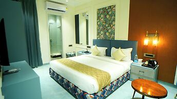 HOTEL ELEGANCE