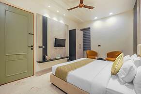 HOTEL ELEGANCE