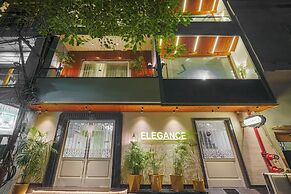 HOTEL ELEGANCE