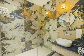 HOTEL ELEGANCE
