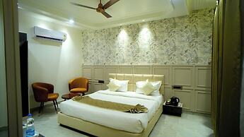 HOTEL ELEGANCE