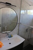 Charming One-bedroom Apartment in Ugljan