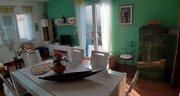 Three Bedroom House With Terrace