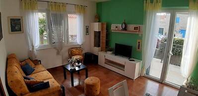 Three Bedroom House With Terrace