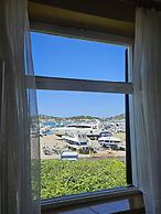 Three-bedroom Apartment in Murter