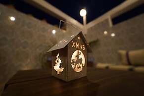 Anza Sets House