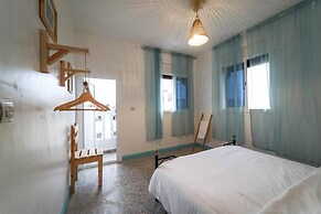 Anza Sets House