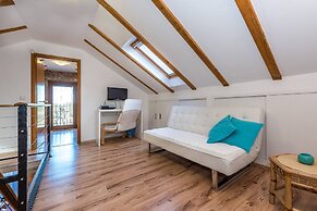 Three Bedroom House With Swimming Pool