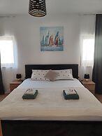 Apartment With Pool in Karlobag