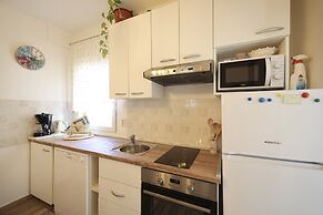 Two Bedroom Apartment With Outdoor Pool
