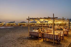 Al Marmoom Oasis Bedouin Tent Experience